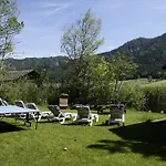 Haus Schluder - Familie Stanitzer Weissensee