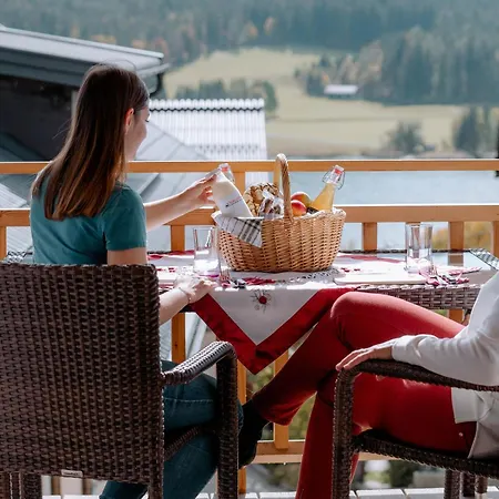 Haus Schluder - Familie Stanitzer 3* Weissensee