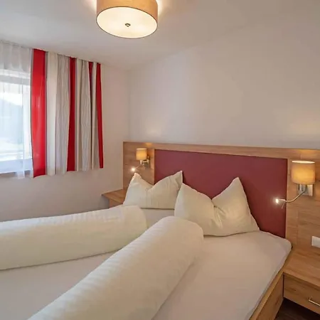 Haus Schluder - Familie Stanitzer Guest house Weissensee