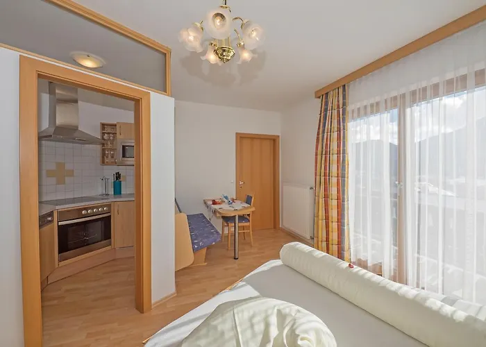 Haus Schluder - Familie Stanitzer בית הארחה וויסנסי