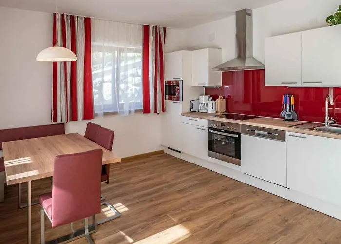 Haus Schluder - Familie Stanitzer Pensjonat Weissensee