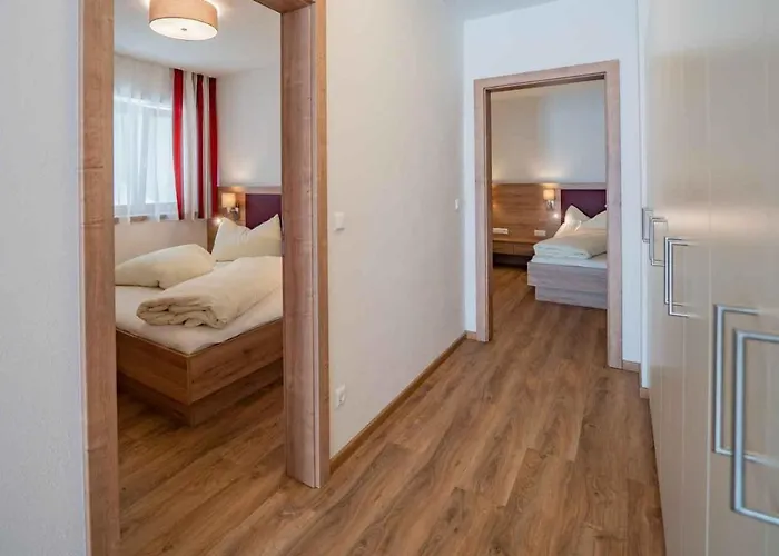 Haus Schluder - Familie Stanitzer Pensjonat 3*